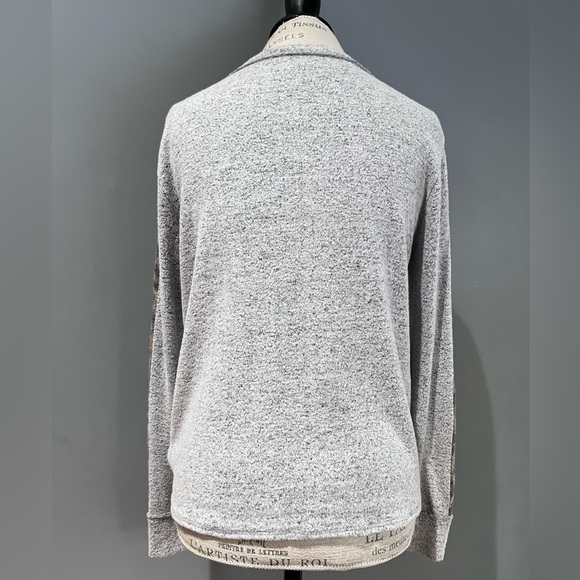 Vintage Havana super soft pullover top with leopard stripe down sleeves - Picture 3 of 8